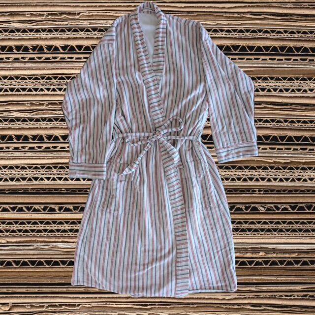 This is a pretty boring project compared to some of my others, but it's one of my favorite clothing sets I've made to date. These robe and pants are made from some flannel bed sheets (thrifted of course). I designed them based on mens patterns from the 30's so that I had a more smoking jacket vibe. They are so comfortable and roomy and I wear them both constantly.👍👍👍
#upcycled #upcycledclothing #upcycledfashion #sewingmachine #digitalartwork #sewingproject #illustration #conceptartist